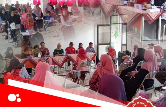 Rapat dengan Orangtua/Wali Murid tentang Sosialisasi Kunjungan Industri (KI)