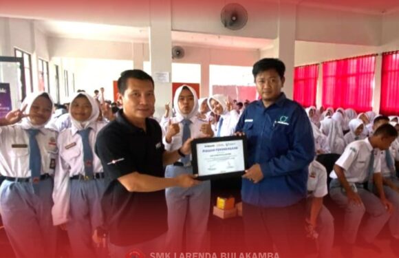 Workshop Literasi Digital: Mewujudkan Siswa Siswi yang Cerdas, Aman, dan Etis di Dunia Digital