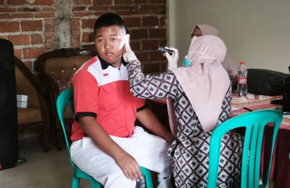 Peduli Kesehatan Siswa, SMK Larenda Gelar Pemeriksaan Kesehatan Gratis